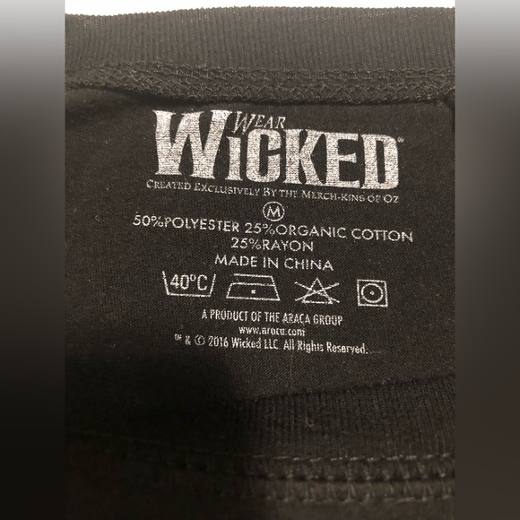 Wicked, Broadway, long sleeve t shirt, M (fits like jr size) - Picture 3 of 7